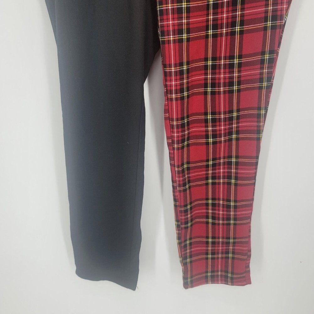 Hot Topic Black Red Plaid Split Leg Pants  Trousers Crop Pockets Size Medium - Picture 4 of 6